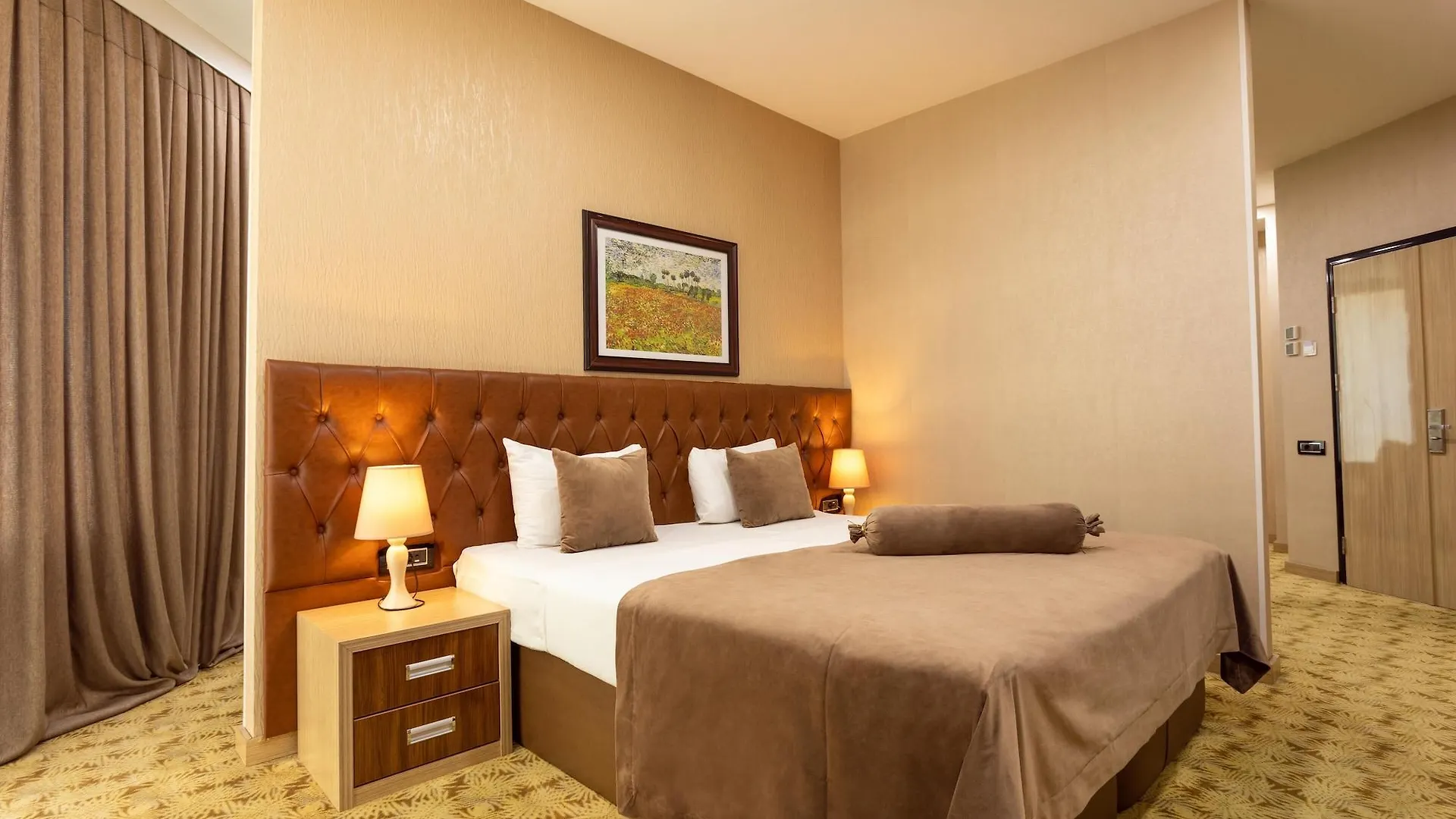 West Shine Hotel Baku