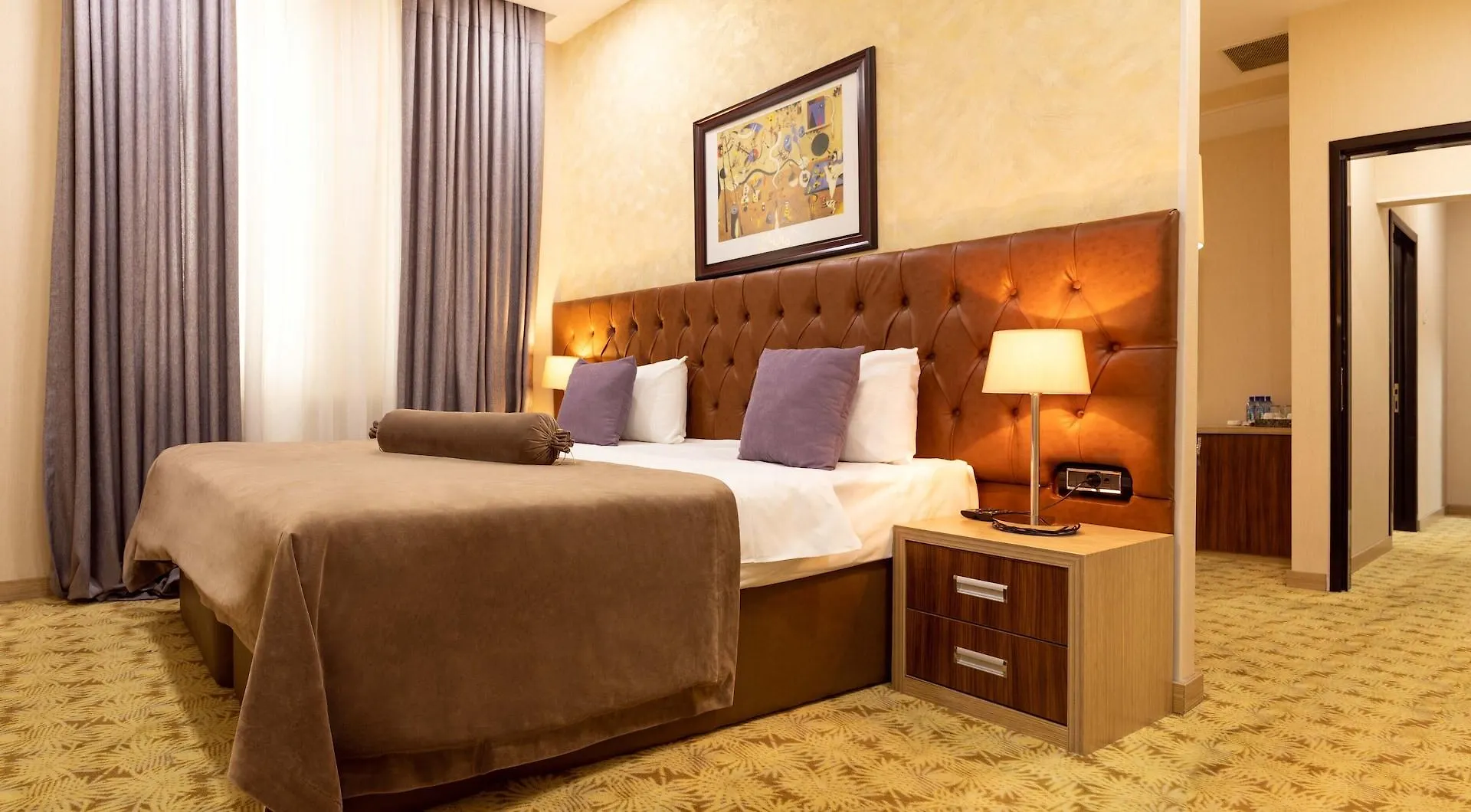 West Shine Hotel Baku 4*,  Azerbaijan