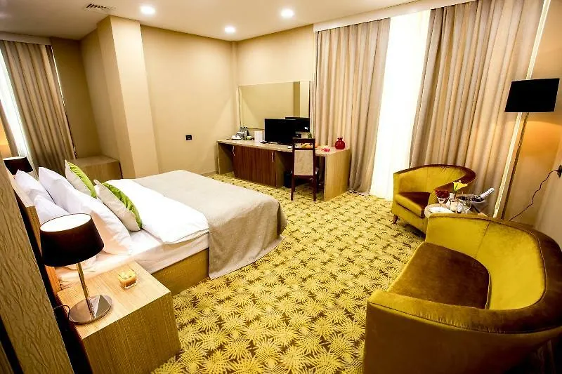 West Shine Hotel Baku 4*,  Azerbaijan